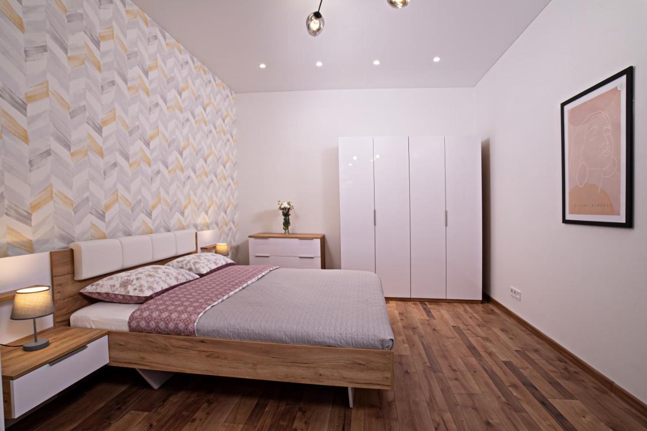 Arcadia Hills Apartment Odessa Exterior foto